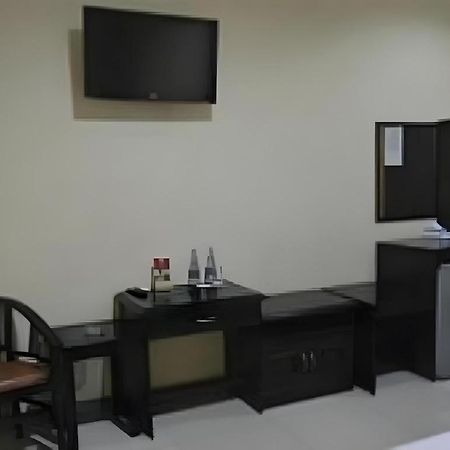 Hotel Khalista Purwakarta Exteriér fotografie