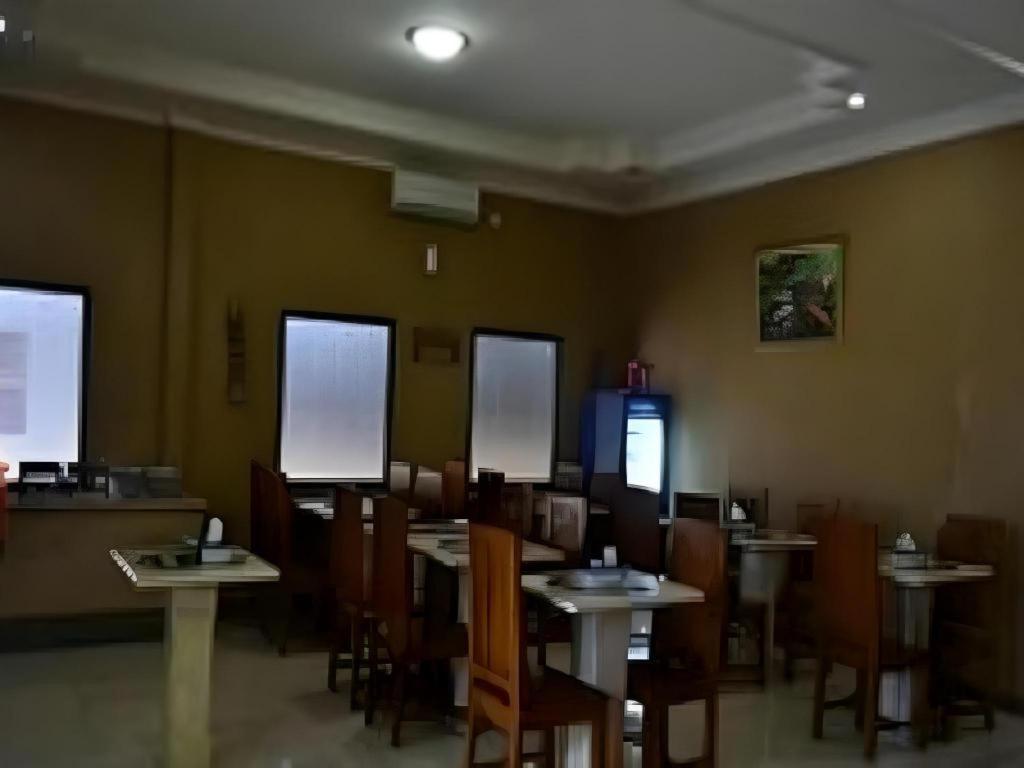 Hotel Khalista Purwakarta Exteriér fotografie