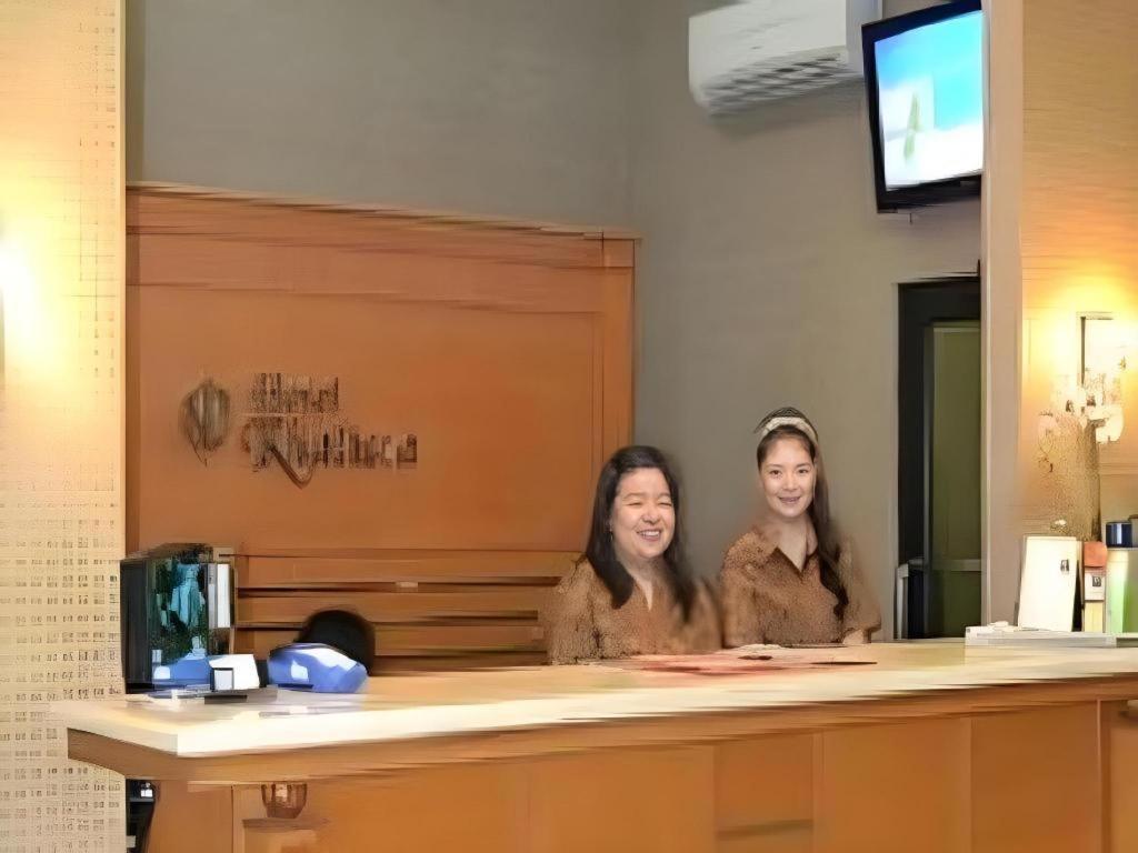Hotel Khalista Purwakarta Exteriér fotografie