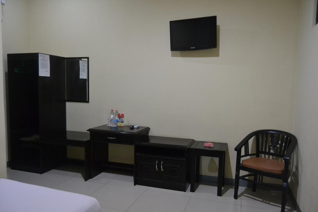 Hotel Khalista Purwakarta Pokoj fotografie