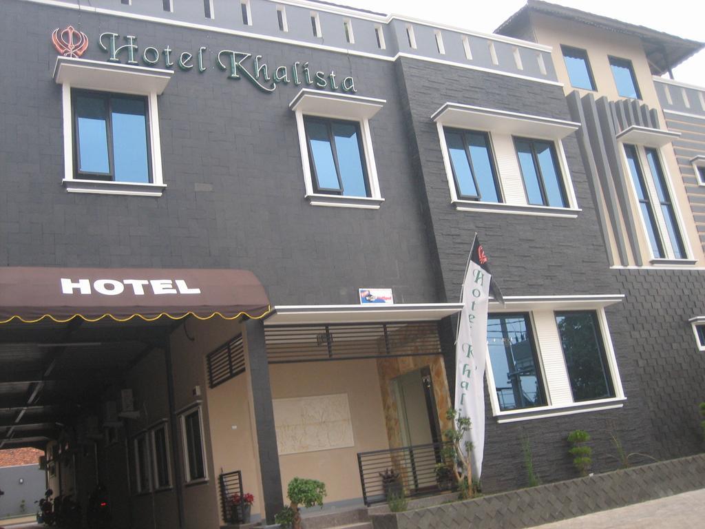 Hotel Khalista Purwakarta Exteriér fotografie